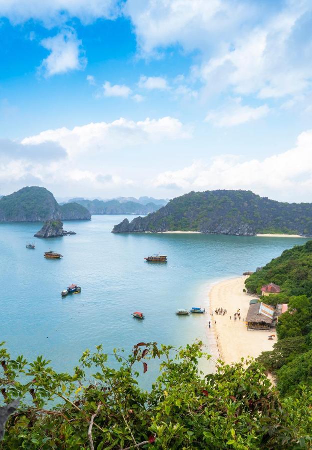 Halong Fantasea Cruise Hotell Ha Long Exteriör bild