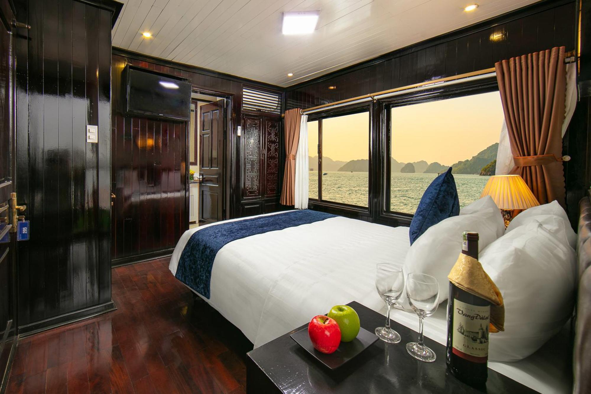 Halong Fantasea Cruise Hotell Ha Long Exteriör bild